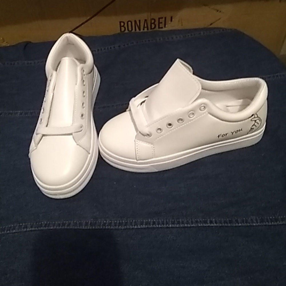 Comfy Tennis Shoes